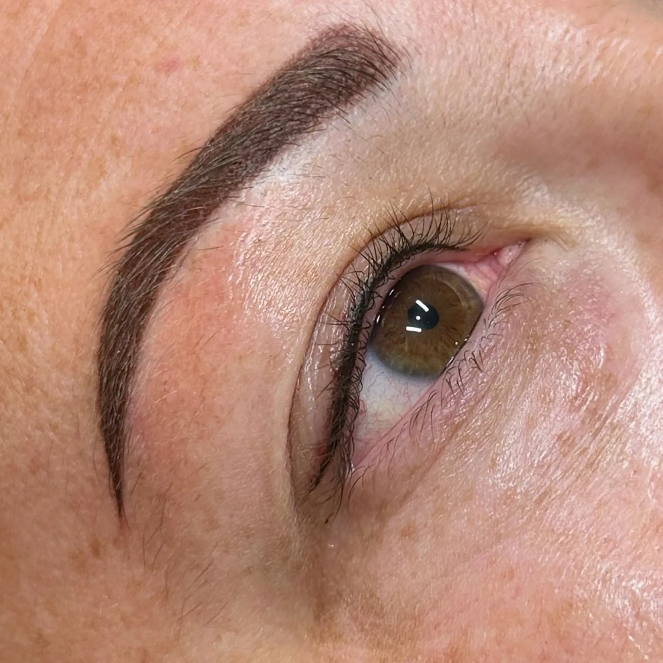 Travel and beauty Australia|What are the cons of an eyeliner tattoo?